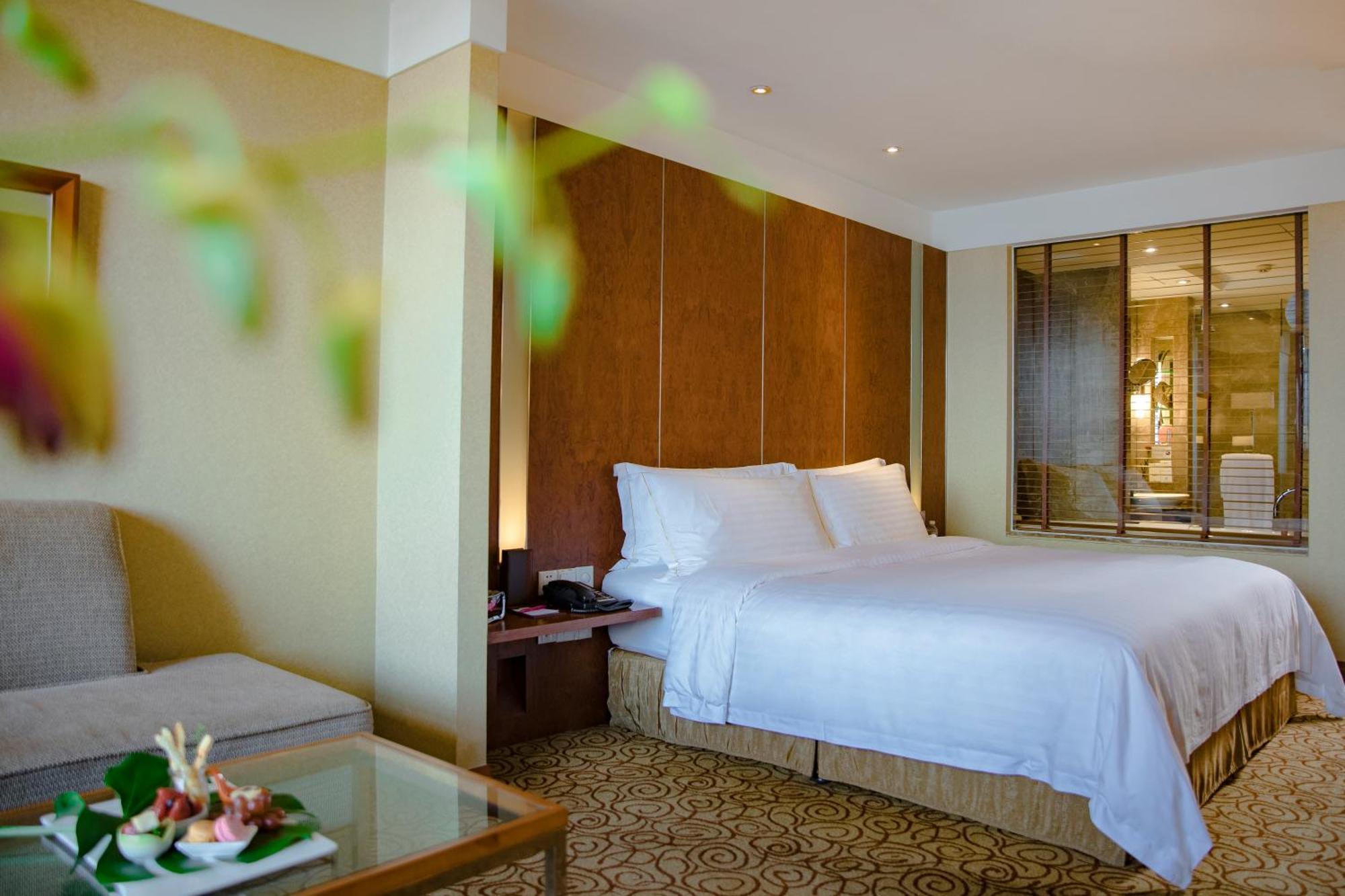 Dekin Hotel Chongqing Jiefangbei Extérieur photo