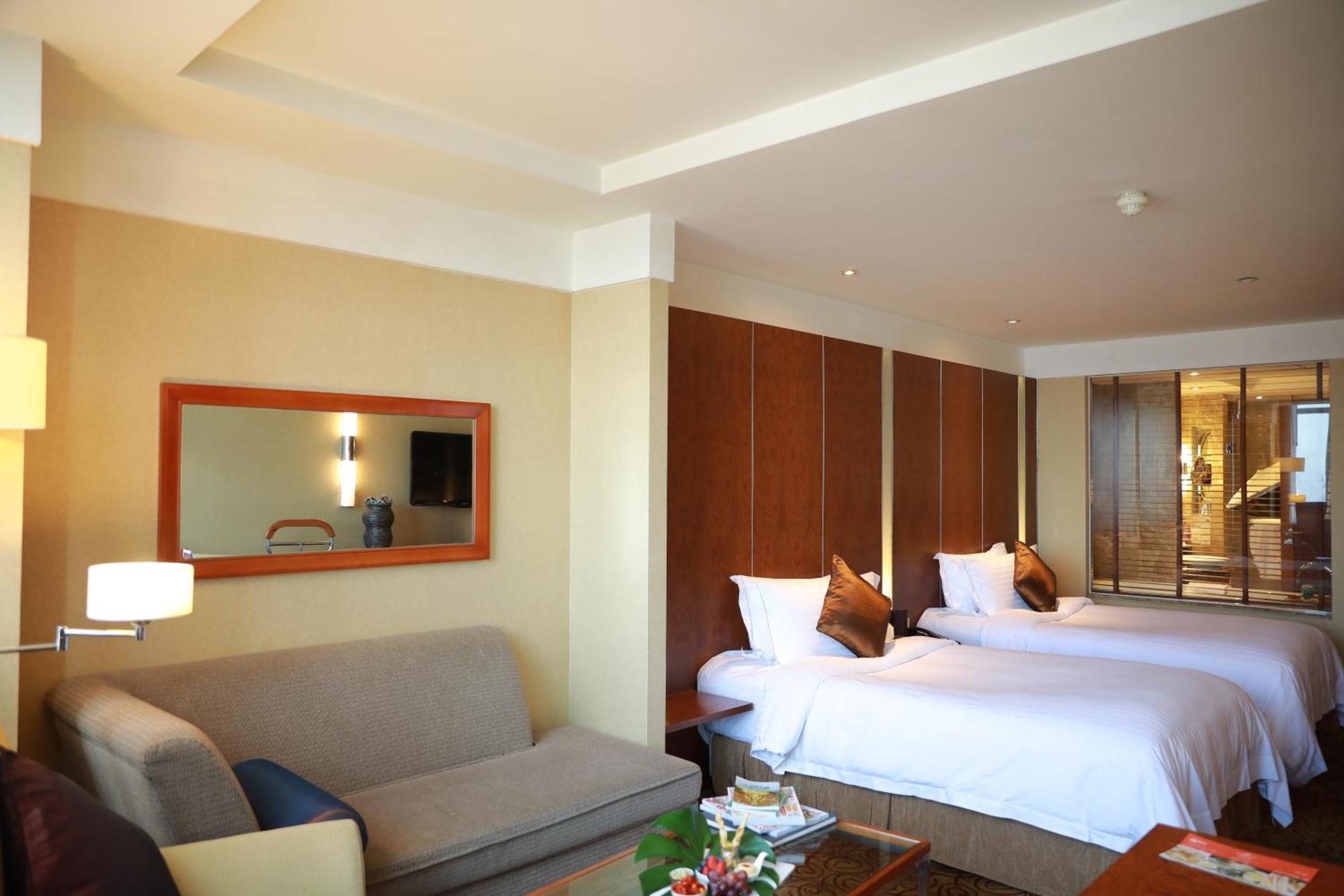 Dekin Hotel Chongqing Jiefangbei Extérieur photo