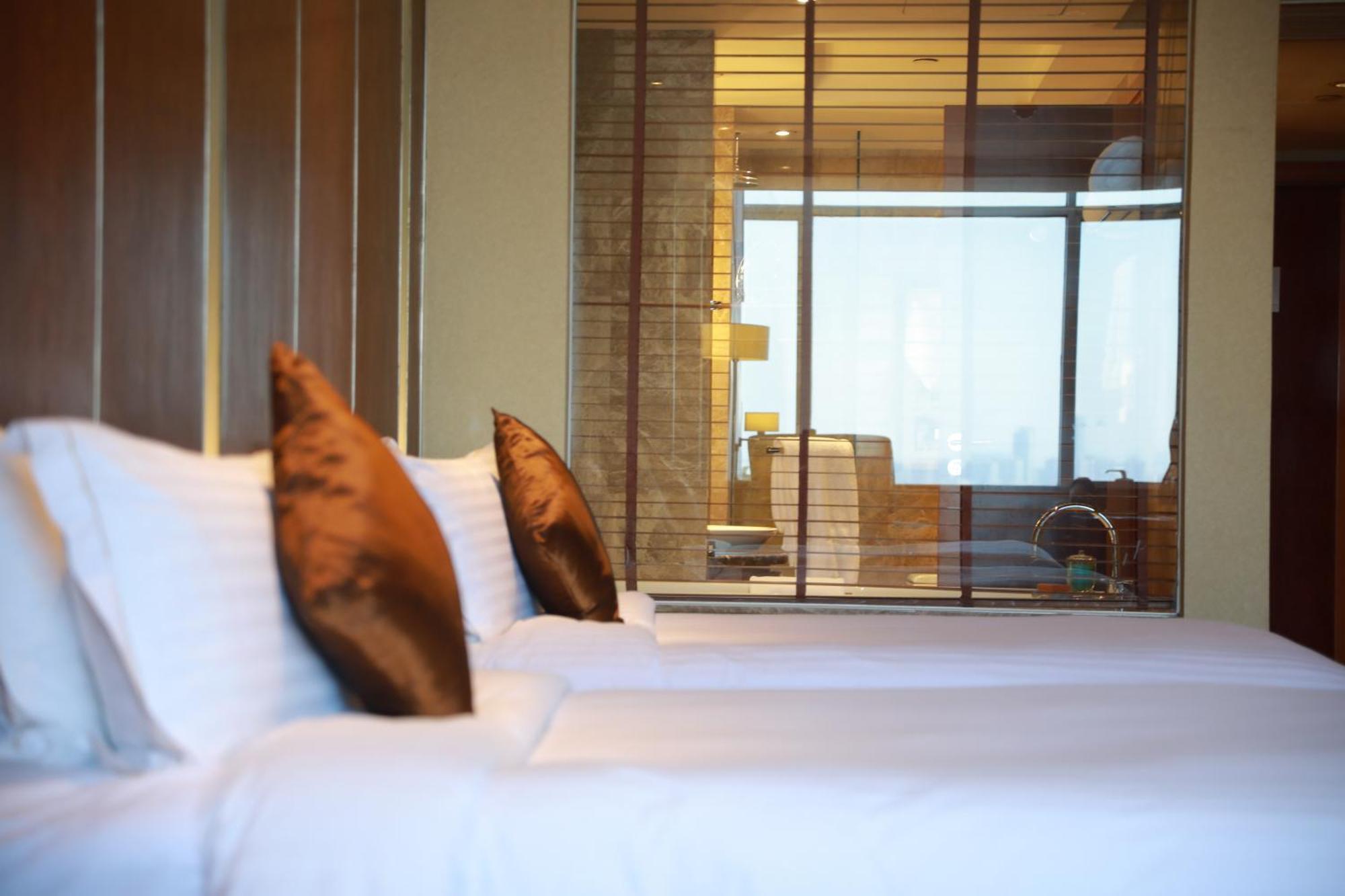 Dekin Hotel Chongqing Jiefangbei Extérieur photo